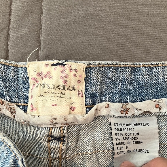 Mudd Light Blue Frayed Jean Shorts - Picture 2 of 3